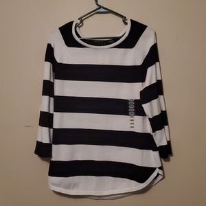 3/4 long sleeve top
